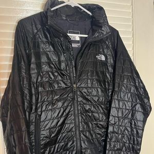 Womens North Face size Lg